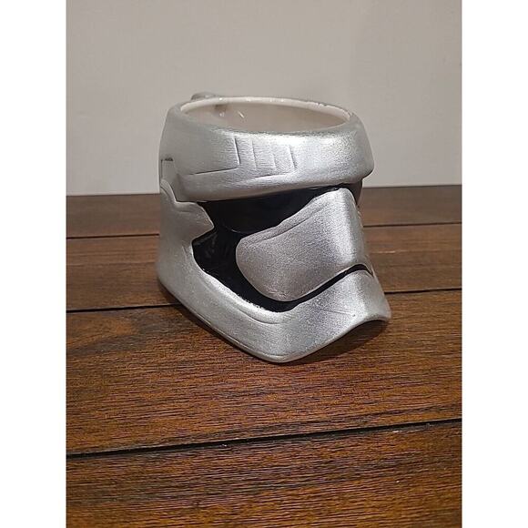 NEW ~ STAR WARS~CAPTAIN PHASMA~SILVER/BLACK STORMTROOPER MUG~ZAK! DESIGNS - Picture 1 of 9